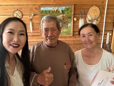 Необычная коллекция: житель Чурапчинского района собирает календари МФЦ