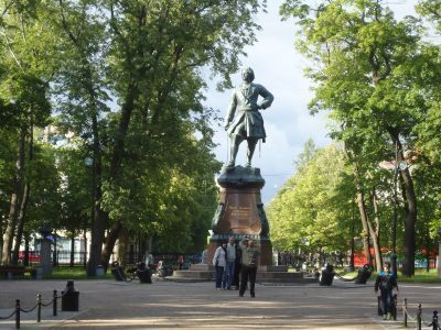 Памятник императору Петру I