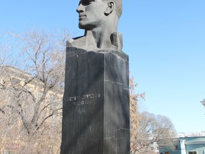 Памятник С.М. Цвиллингу