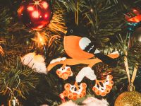 Игрушка деревянная "IDH Center" Снегирь на ветке 3020