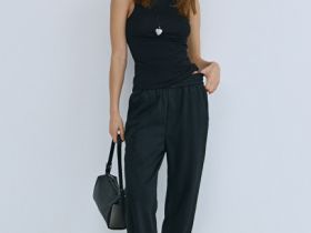 Топ из хлопка и модала с воротником-стойкой, Черный