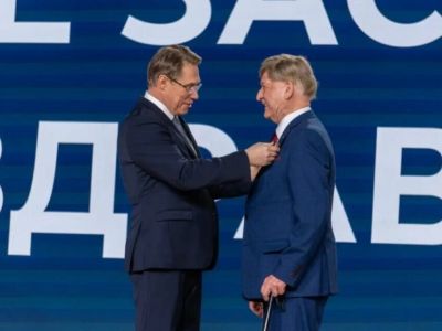 Якутянин награжден медалью «За заслуги перед отечественным здравоохранением»