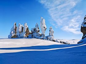 Арктическая снегоходная экспедиция «К Каменным Людям Сундуруна через кряж Суор Уйата».
