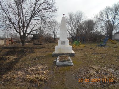 Памятник-символ погибшим в годы Великой Отечественной войны