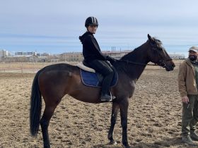 «Надо разбудить то, что есть у якутов»: чемпион мира по конной стрельбе из лука провел мастер-класс