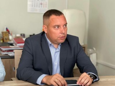 Герой России Дмитрий Куценко начал стажировку в министерстве труда и соцразвития Якутии