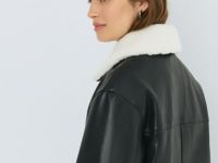 Утеплённая куртка из искусственной кожи с меховым воротником, Черный