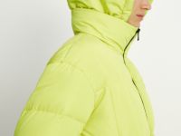 Пуховик с воротником-стойкой