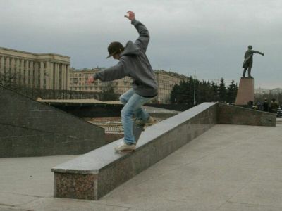 С 1 апреля 14-летние школьники получат право самостоятельно пользоваться порталом госуслуг