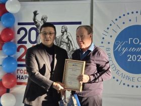 В селе Черкех Таттинского улуса открыли модульный спортзал