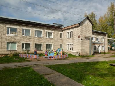 Устанская сельская библиотека