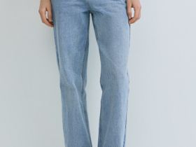 Прямые джинсы с брелоком, Голубой