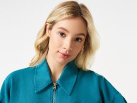 Женская джинсовая куртка Lacoste свободного кроя