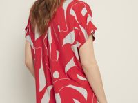 Блузка свободного силуэта с принтом