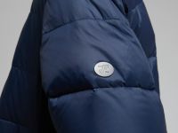 Пуховое пальто со съемным капюшоном