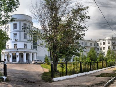 Здание больницы