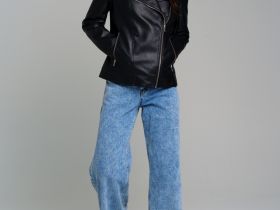 Куртка кожаная для женщин