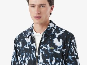 Мужская водоотталкивающая ветровка Lacoste с принтом