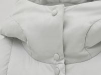 Куртка на кнопках с капюшоном