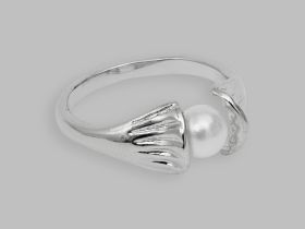 Кольцо с жемчужиной
