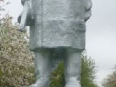 Братская могила с захоронением воинов, павших в период Великой Отечественной войны 1941—1945 гг.