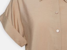 Блузка свободного кроя с коротким рукавом