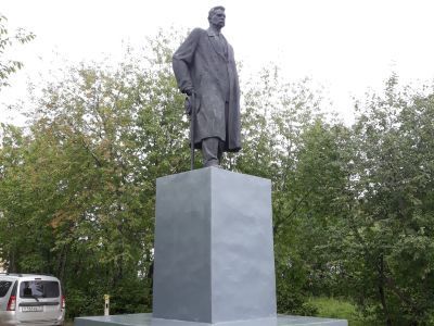 Скульптурный монумент А.М.Горькому в г. Печора
