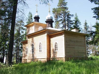 Церковь Александра Свирского с колокольней (деревянная)