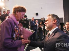 В Якутске ветеранам Великой Отечественной войны вручили медали 80-летия Победы