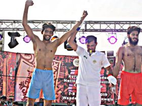 Мухаммад Саад стал национальным героем в Пакистане за выдающиеся результаты в якутском мас-рестлинге