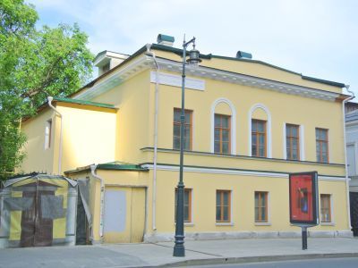 Жилой флигель, 1-я треть XIX века, 1840-е годы, архитектор Н.И.Козловский (?)