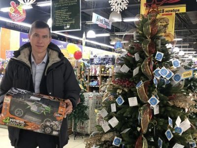 Главврач Республиканской больницы № 2 присоединился к акции «Елка добра»