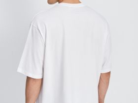 Футболка из хлопка с нагрудным карманом