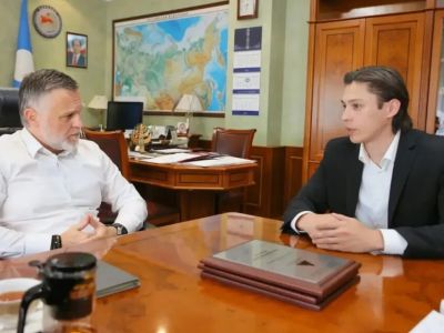 Кирилл Бычков встретился с председателем молодежного правительства Якутии