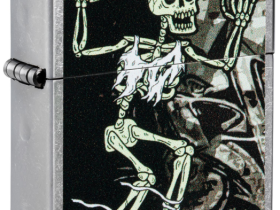 Зажигалка ZIPPO Skateboard Design с покрытием Street Chrome, латунь/сталь, серебристая, 38x13x57 мм