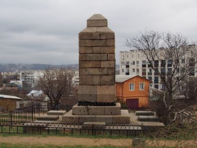 Братская могила героев парохода «Веста»