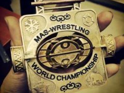 За медалями в Якутск в эти дни съезжаются мас-рестлеры со всех концов света. Фото.