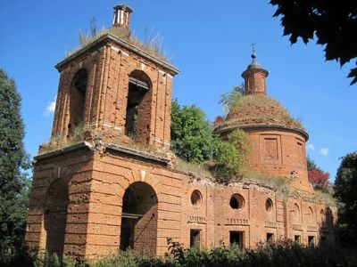 Бывшая Михайлоархангельская церковь