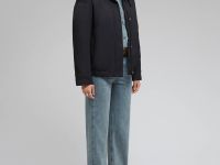 Утепленная куртка с отложным воротником