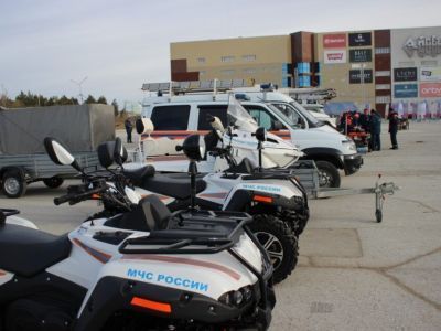 В Якутске проходит выставка техники гражданской обороны