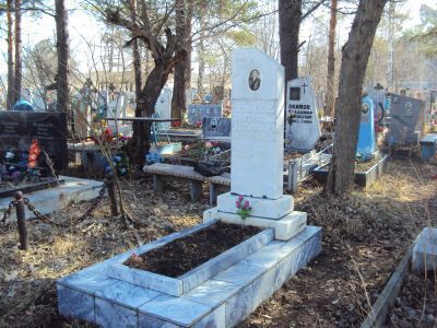 Могила Героя Советского Союза Е.С. Белопухова