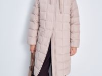 Пуховое пальто с капюшоном