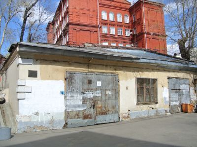 Службы, первая треть XIX в., 1903 г., архитектор Б.Н. Шнауберт