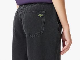 Женские джинсы Lacoste свободного кроя