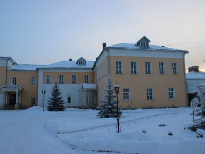 Трапезная и Архимандричья палаты