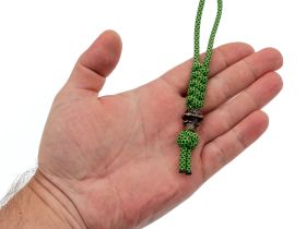 Темляк большой с бусиной "Грибок", изумрудный