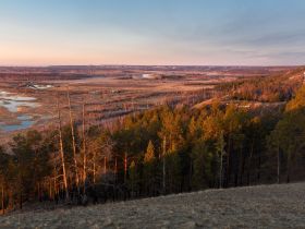 К древним вулканам Туймаады. Молотовская Падь, наскальные рисунки Туймаады