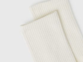 Высокие носки в рубчик, Белый