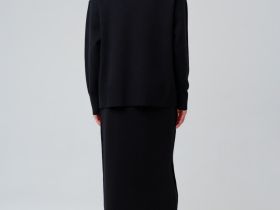 Комплект трикотажный для женщин: джемпер, юбка