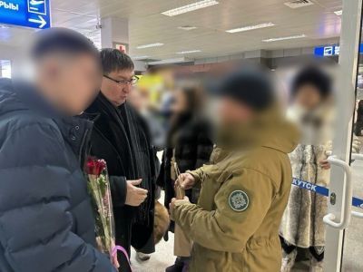 В аэропорту Якутска встретили еще одного бойца, вернувшегося из зоны СВО